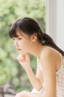 阴脣上长疙瘩什么原因